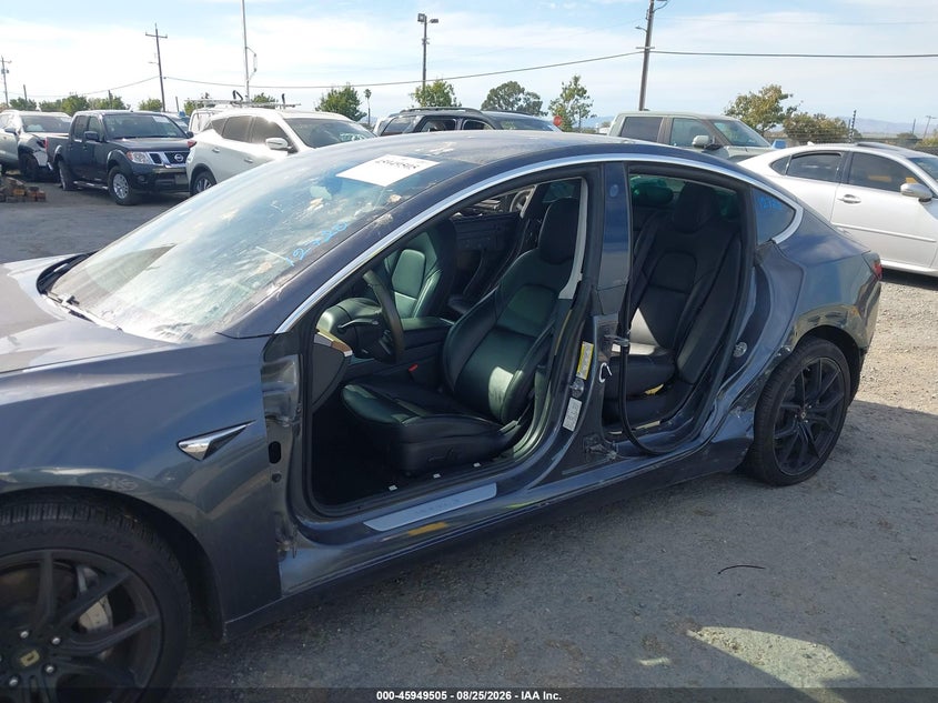 2019 TESLA MODEL 3 auction photo 6