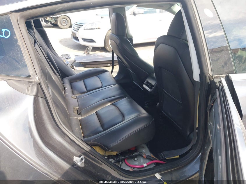 2019 TESLA MODEL 3 auction photo 8