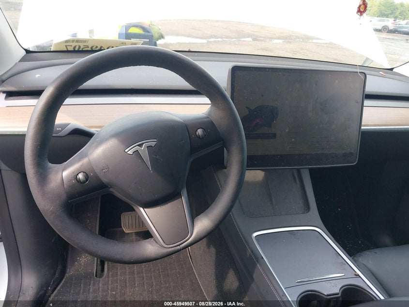 TESLA MODEL Y 2023 VIN 7SAYGDEE9PA088911