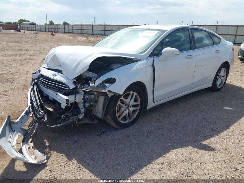 2014 Ford Fusion, Normal Wear & Tear, IAAI, VIN 3FA6P0H70ER113063 — photo 2