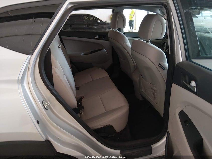 2018 HYUNDAI TUCSON auction photo 8