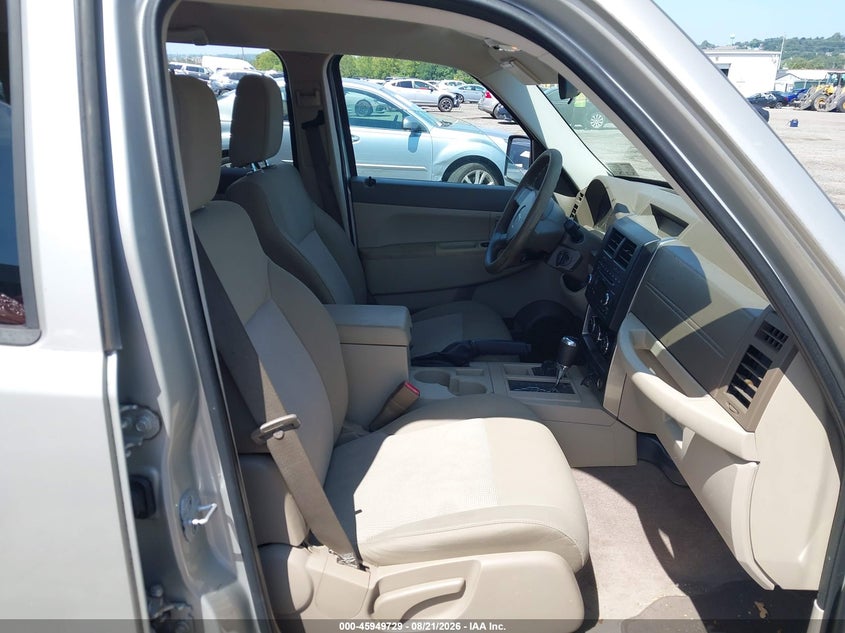 2008 JEEP LIBERTY auction photo 5