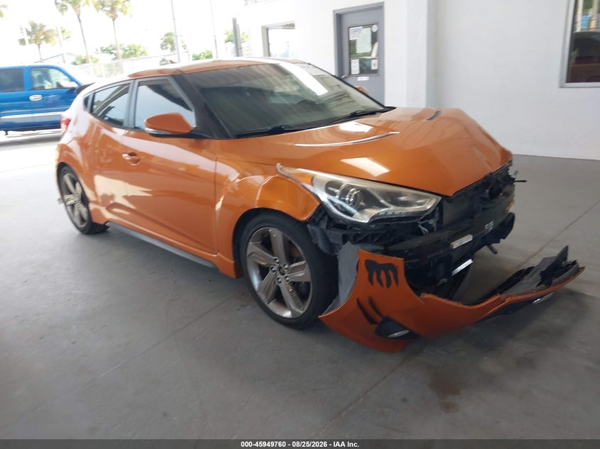 2013 HYUNDAI VELOSTER auction photo 1