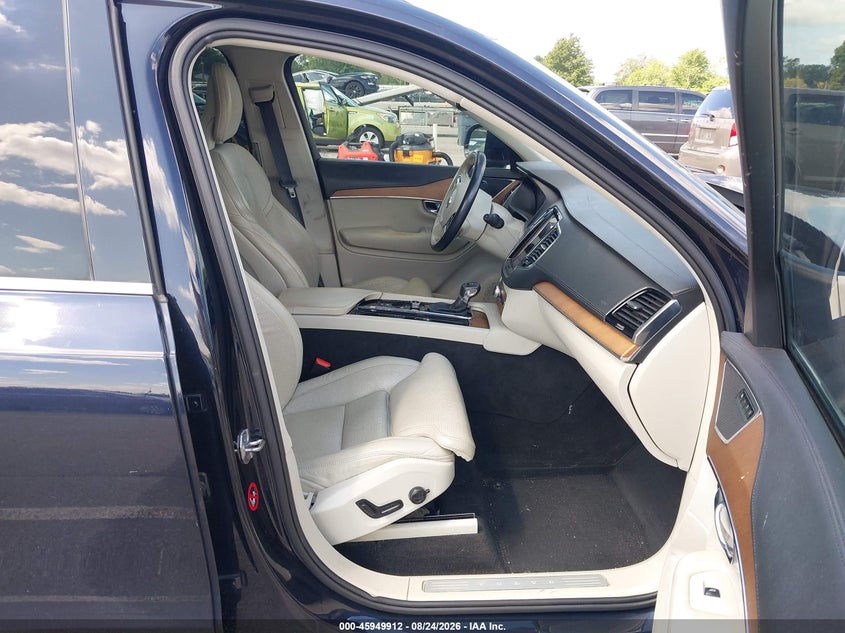 VOLVO XC90 - zdjęcie 5