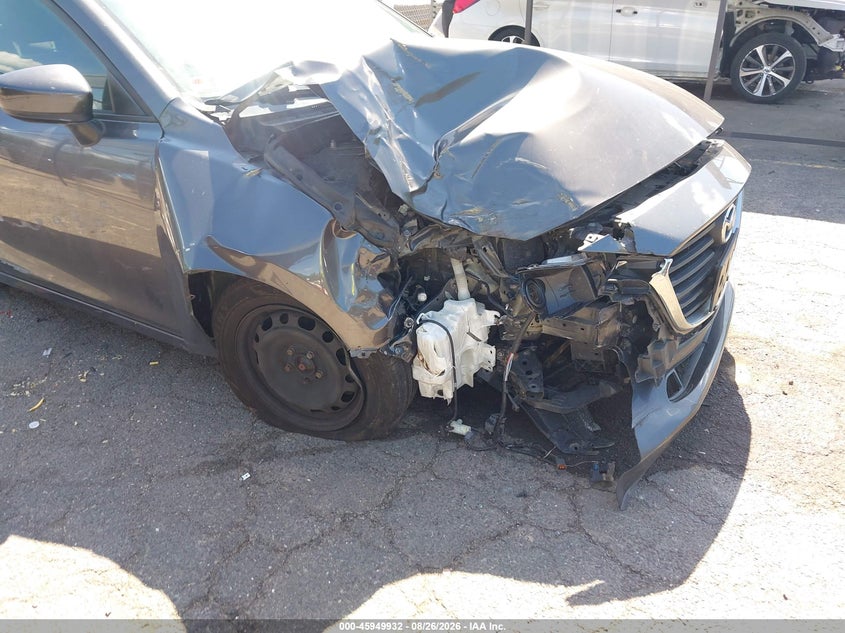 MAZDA MAZDA3 2018 VIN 3MZBN1U79JM267835