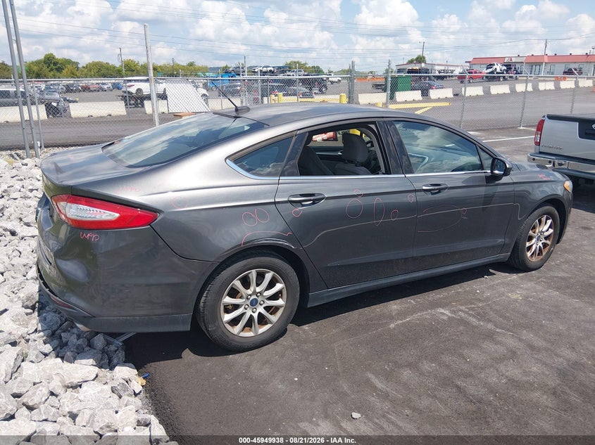 2016 FORD FUSION auction photo 4