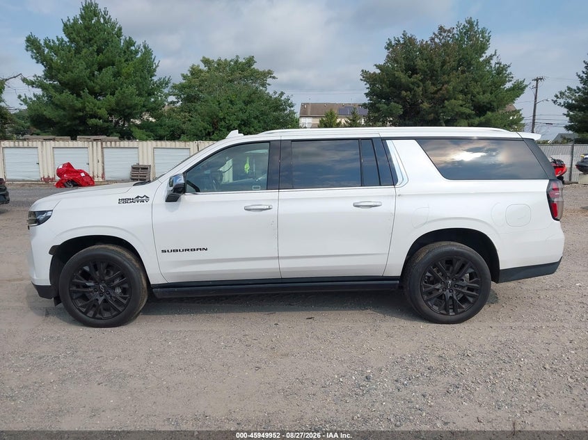 CHEVROLET SUBURBAN - zdjęcie 14