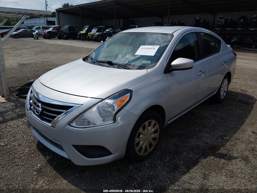 2017 NISSAN VERSA auction photo 2