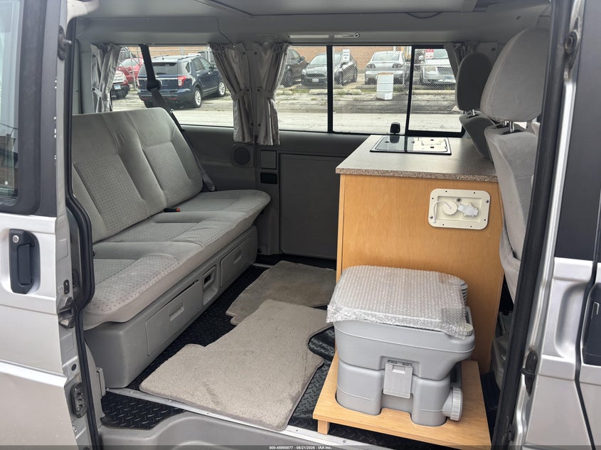 2002 VOLKSWAGEN EUROVAN auction photo 7