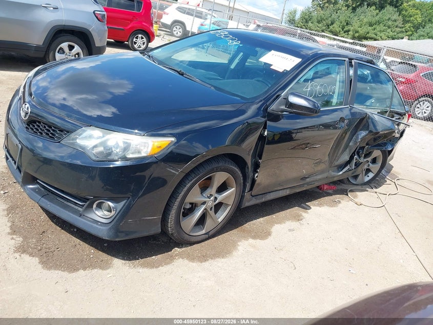 2014 Toyota Camry, Левый бок, IAAI, VIN 4T1BF1FK6EU730996 — фото 2