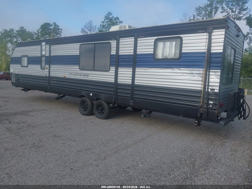 2022 FOREST RIVER CHEROKEE LIMITED 294KM TRAVEL TRAILER auction photo 3