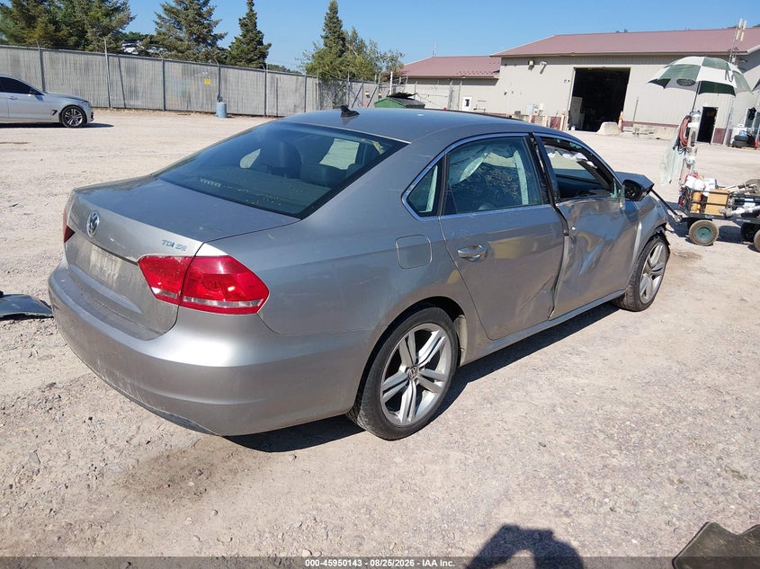 2014 VOLKSWAGEN PASSAT auction photo 4