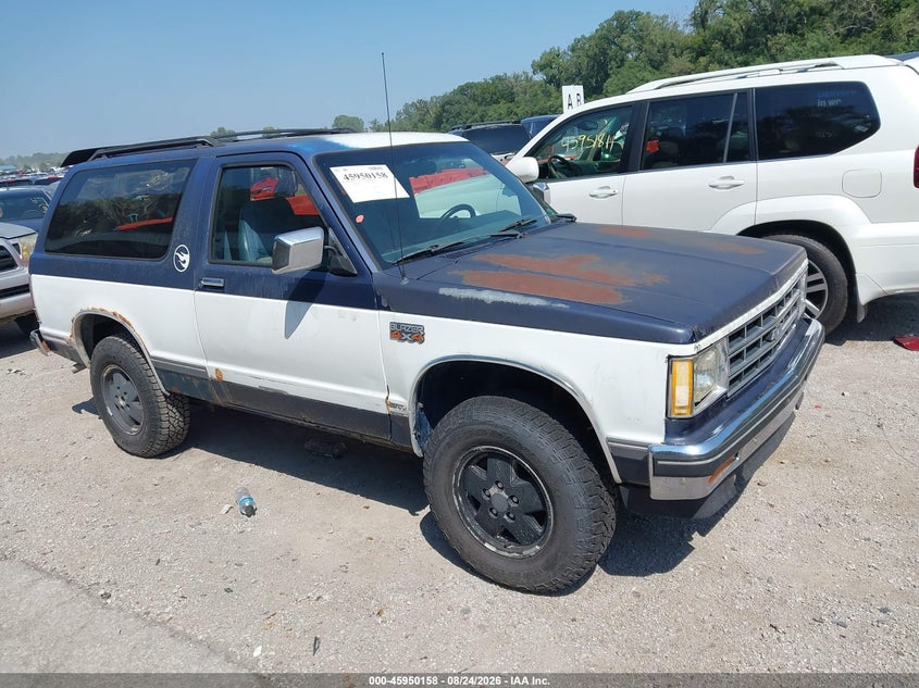 1987 CHEVROLET BLAZER auction photo 1