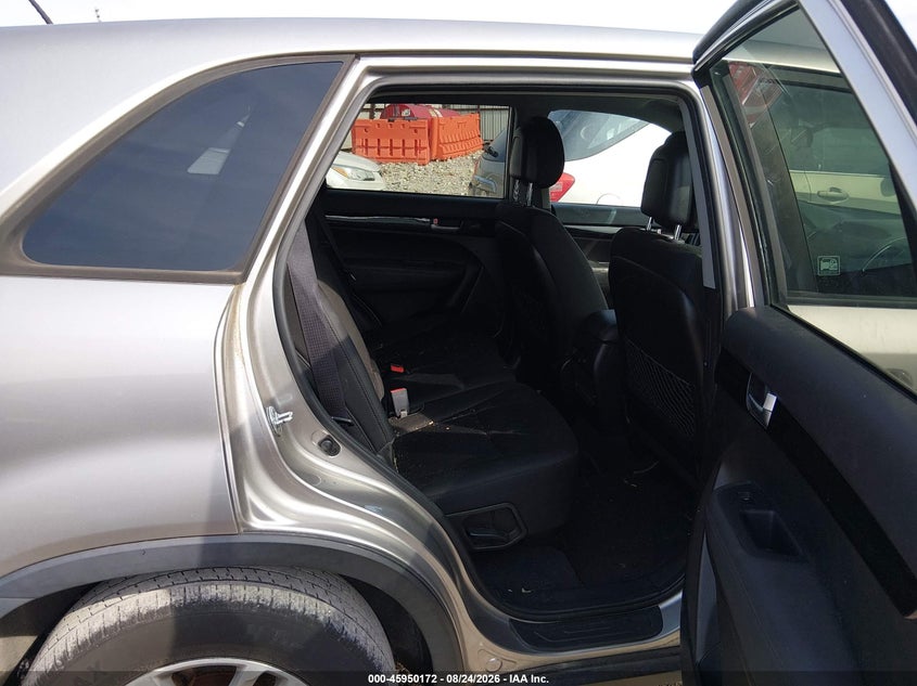 2015 KIA SORENTO auction photo 8