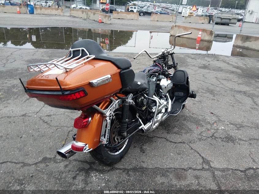 2014 HARLEY-DAVIDSON FLHTK auction photo 4
