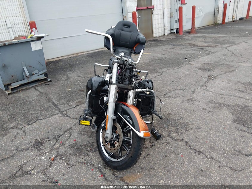 2014 HARLEY-DAVIDSON FLHTK auction photo 5