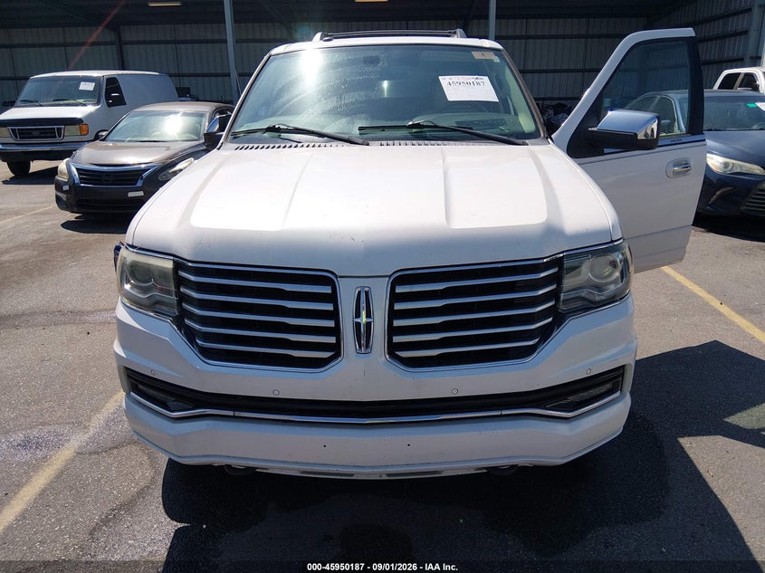 2015 LINCOLN NAVIGATOR L auction photo 6