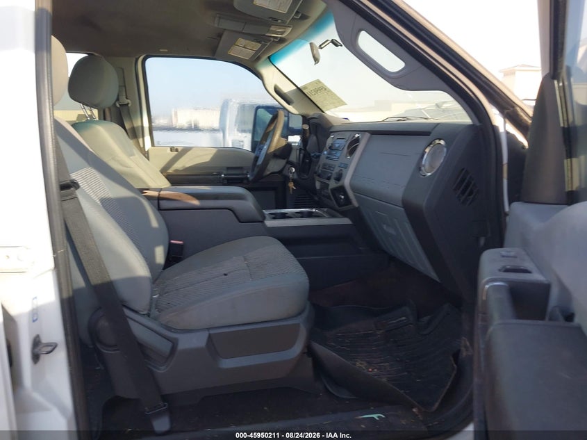 2014 FORD F-350 auction photo 6