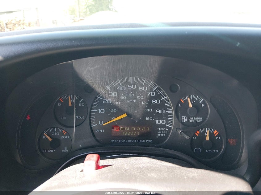 CHEVROLET EXPRESS 2001 VIN 1GCFG15W211119897