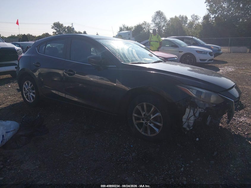 2016 MAZDA MAZDA3 auction photo 1