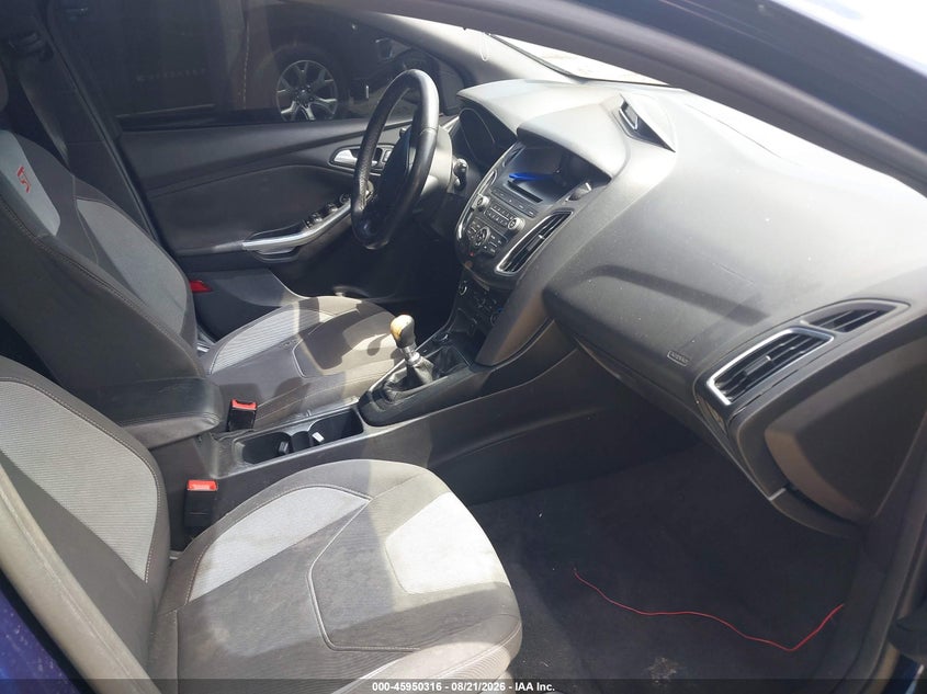 2017 FORD FOCUS ST auction photo 5