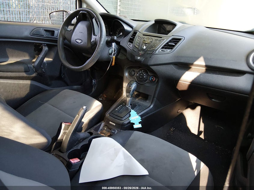 2016 FORD FIESTA auction photo 5