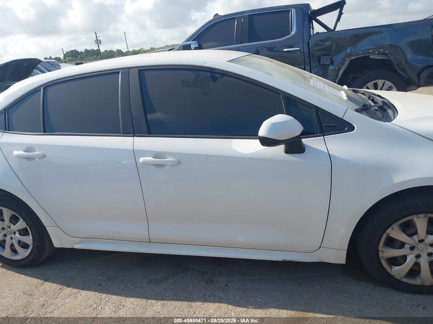 TOYOTA COROLLA - zdjęcie 14