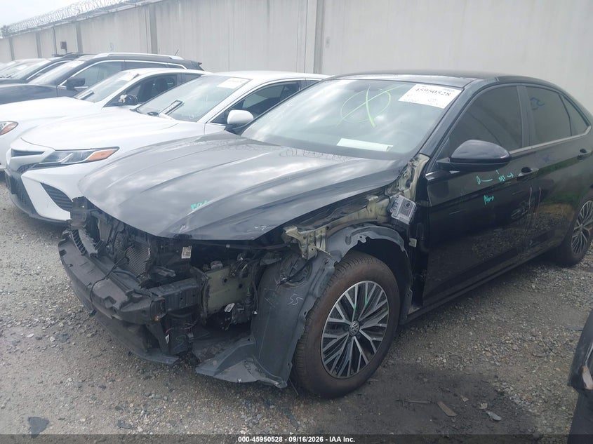 2020 VOLKSWAGEN JETTA auction photo 2