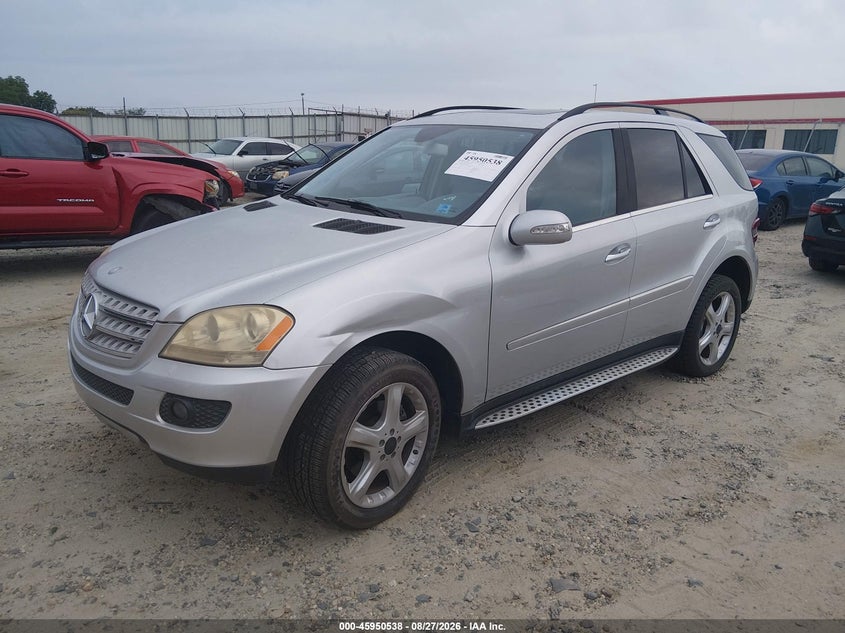 2008 MERCEDES-BENZ ML 350 auction photo 2