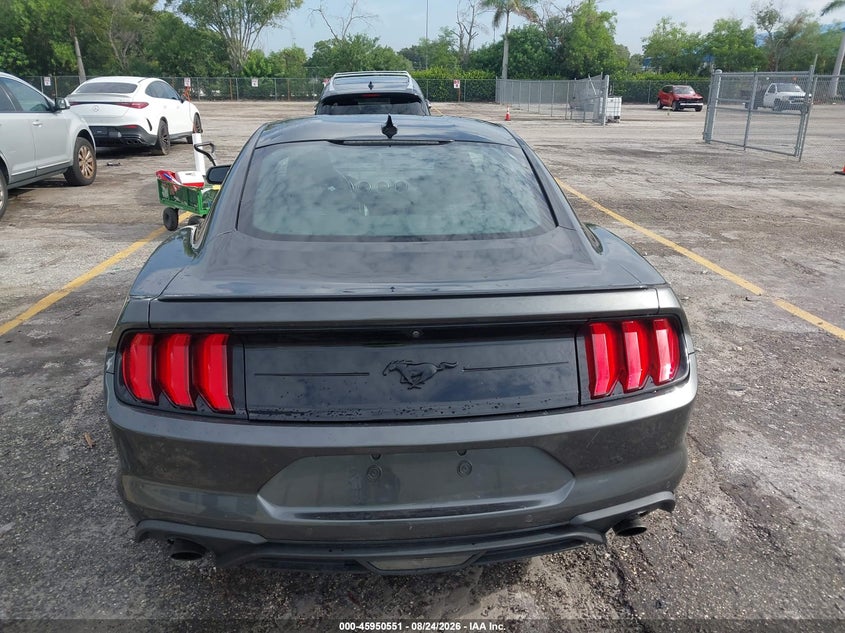 FORD MUSTANG - zdjęcie 15