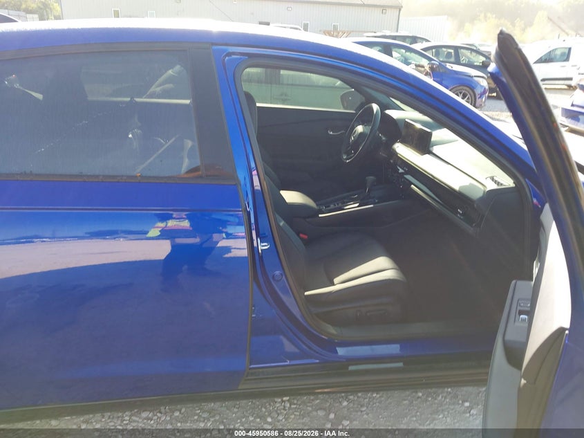 2025 HONDA ACCORD HYBRID auction photo 5