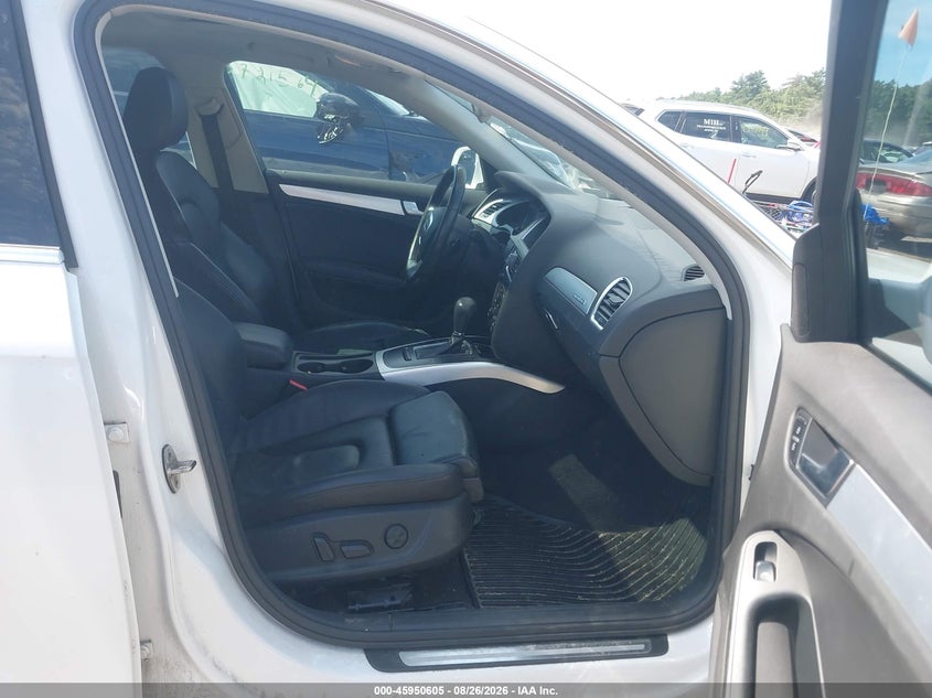 AUDI A4 2011 VIN WAUFFAFL3BN055755