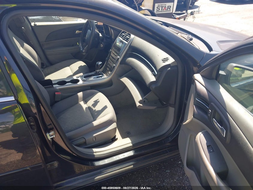 2013 CHEVROLET MALIBU auction photo 5