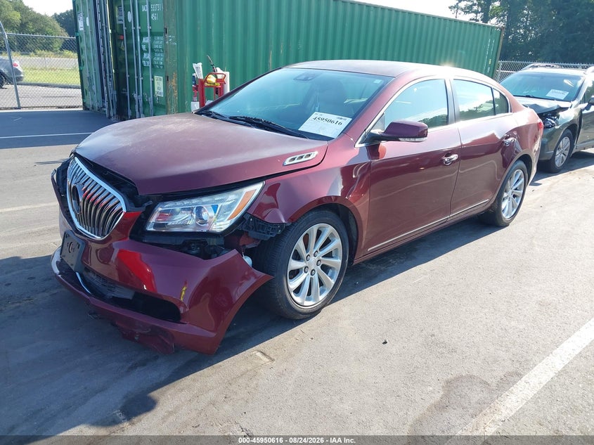 2015 Buick LaCrosse, Right Front, IAAI, VIN 1G4GD5G31FF299192 — photo 2