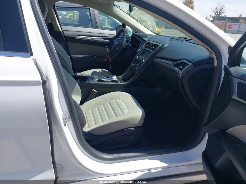 2018 FORD FUSION HYBRID auction photo 5