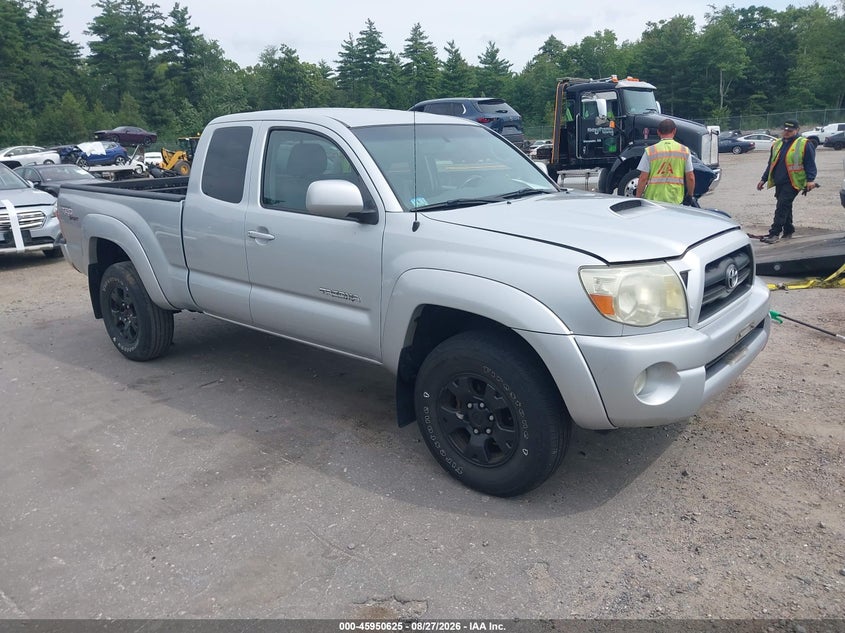 2005 TOYOTA TACOMA auction photo 1