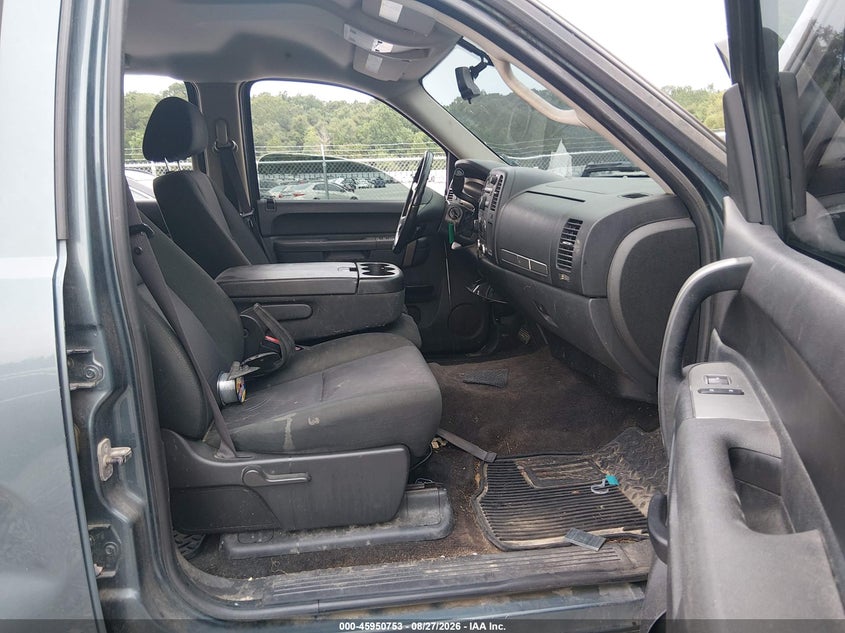 2011 CHEVROLET SILVERADO 2500HD auction photo 5