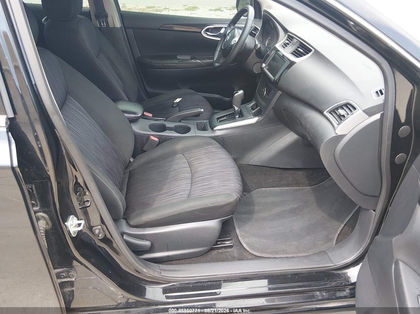 2019 NISSAN SENTRA auction photo 5