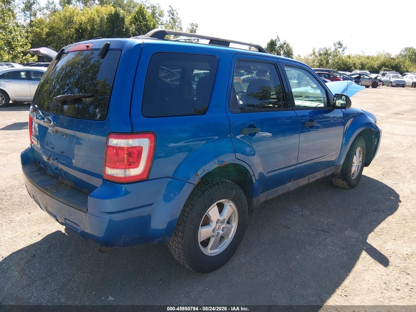 2011 FORD ESCAPE auction photo 4