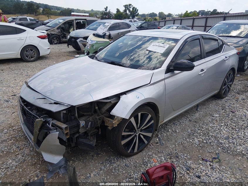 2019 NISSAN ALTIMA auction photo 2