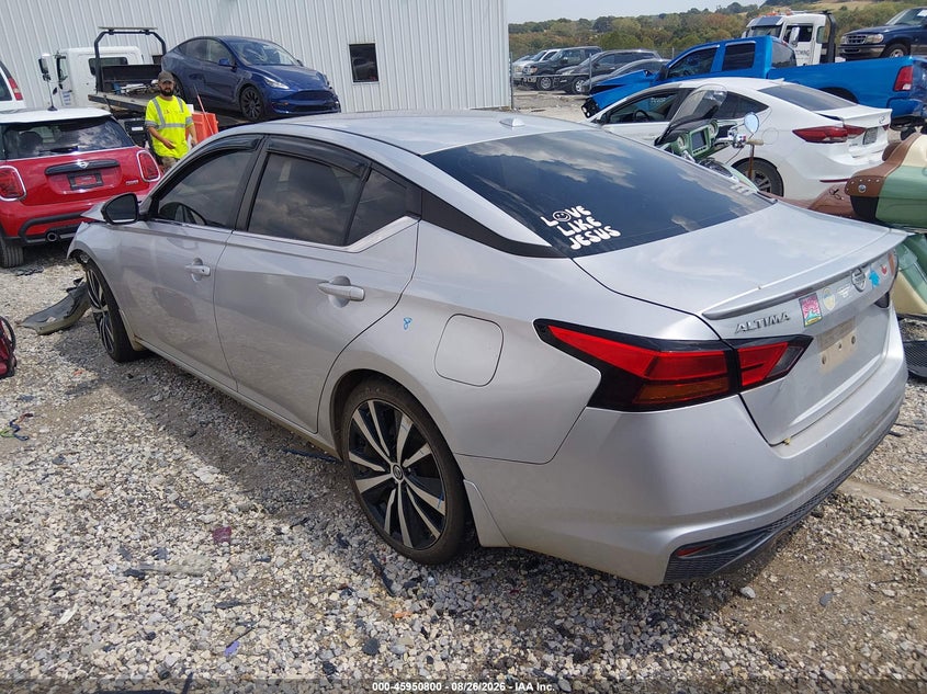 2019 NISSAN ALTIMA auction photo 3