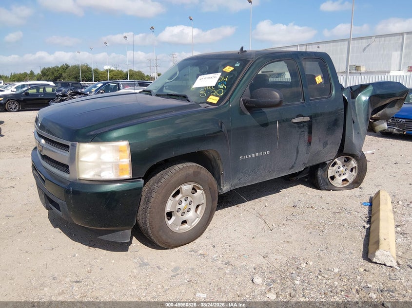 2011 Chevrolet Silverado, Удар сзади, IAAI, VIN 1GCRCSE07BZ249736 — фото 2