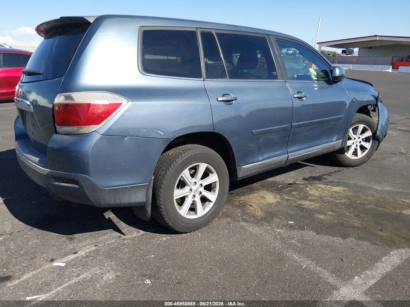 2013 TOYOTA HIGHLANDER auction photo 4