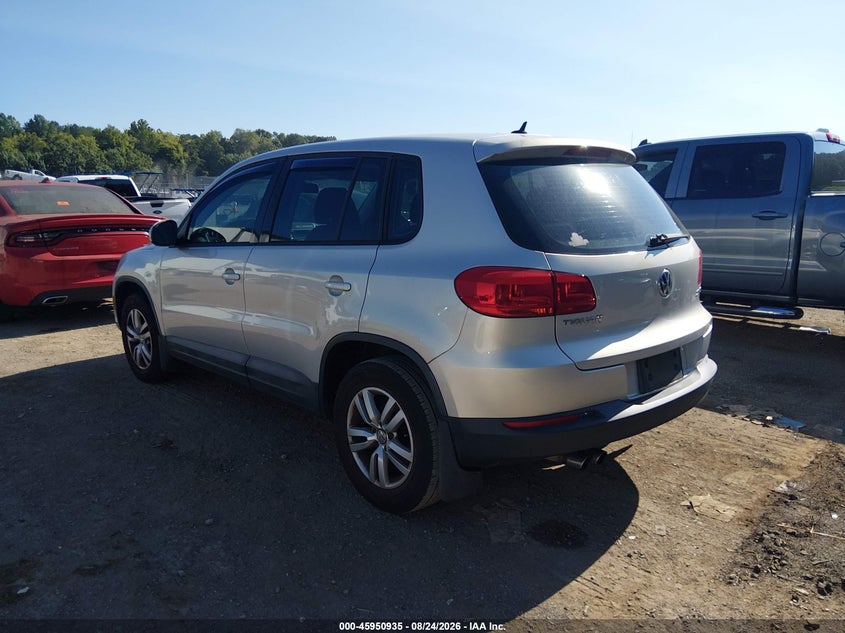 2013 VOLKSWAGEN TIGUAN auction photo 3