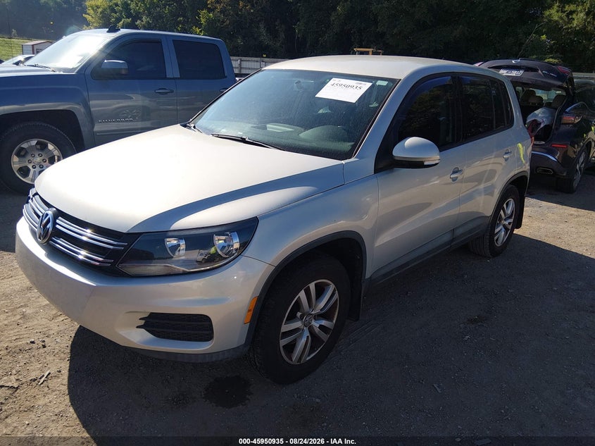 2013 VOLKSWAGEN TIGUAN auction photo 6