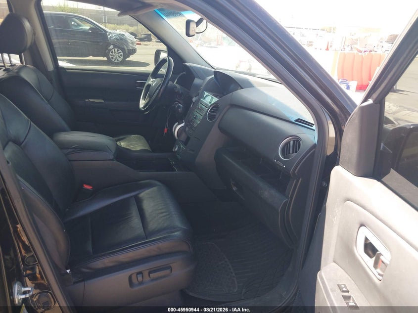 HONDA PILOT 2011 VIN 5FNYF4H90BB017560