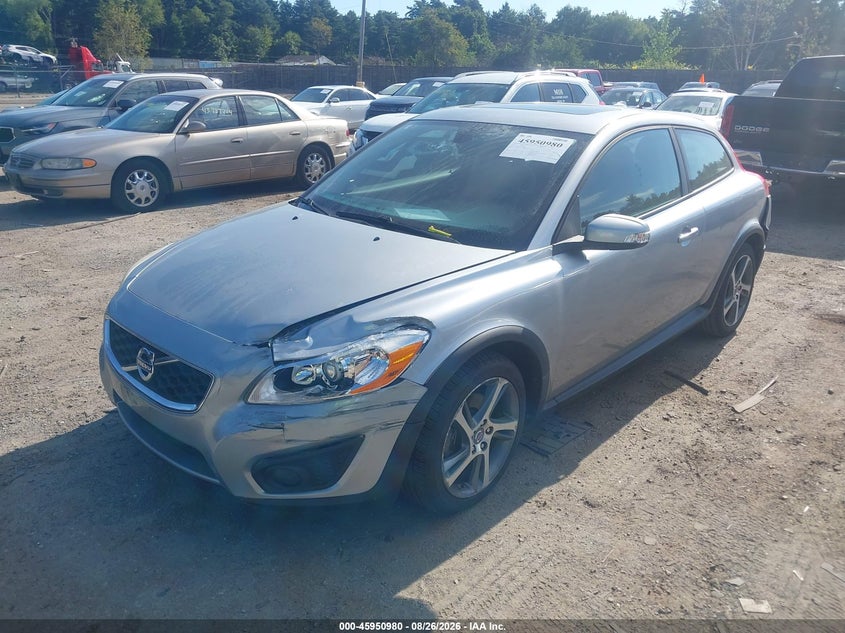 2012 Volvo C30, Left Front, IAAI, VIN YV1672MK1C2284514 — photo 2