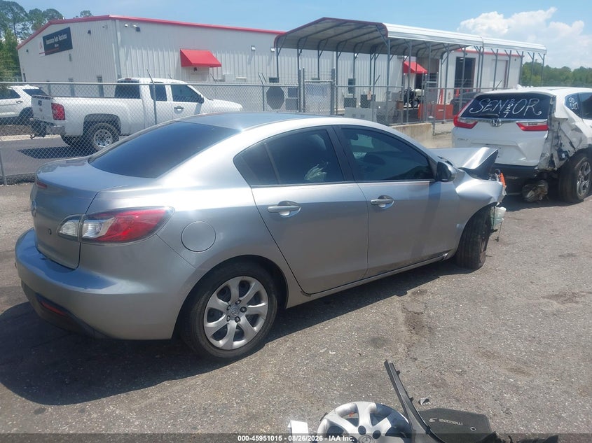 MAZDA MAZDA3 2011 VIN JM1BL1UF5B1446436