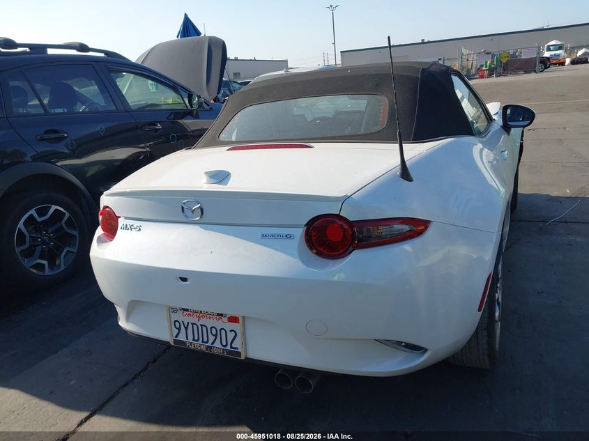 MAZDA MX-5 MIATA 2022 VIN JM1NDAD72N0505925