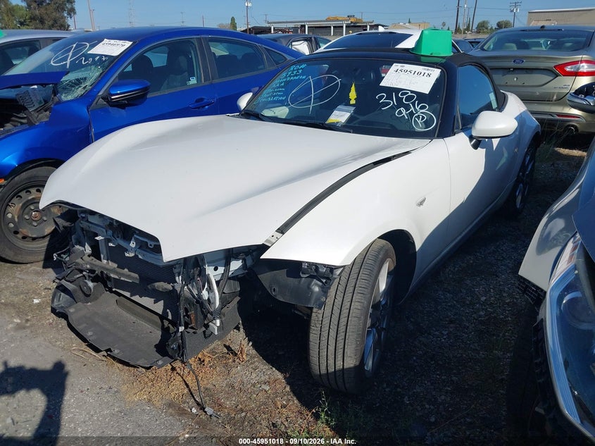 2022 MAZDA MX-5 CABRIO 2.0L I-4 DI, DOHC, VVT, PREMIUM , 181HP